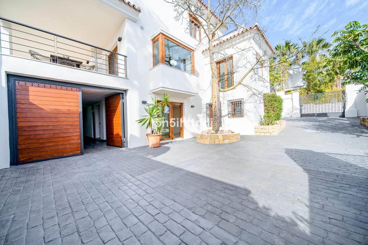 House for Sale in Benahavís