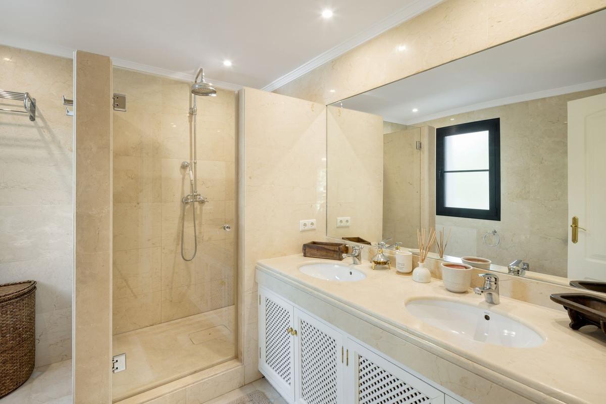 House for Sale in Benahavís