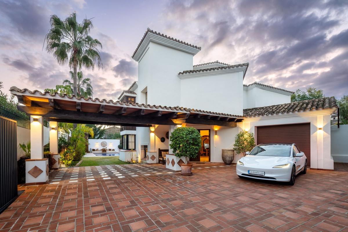 House for Sale in Benahavís