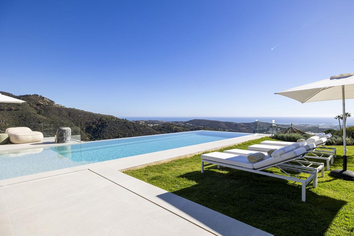 House for Sale in Benahavís