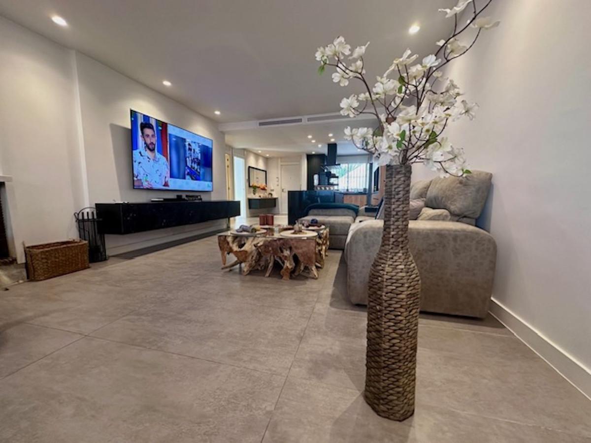 Apartamento en Venta en Estepona