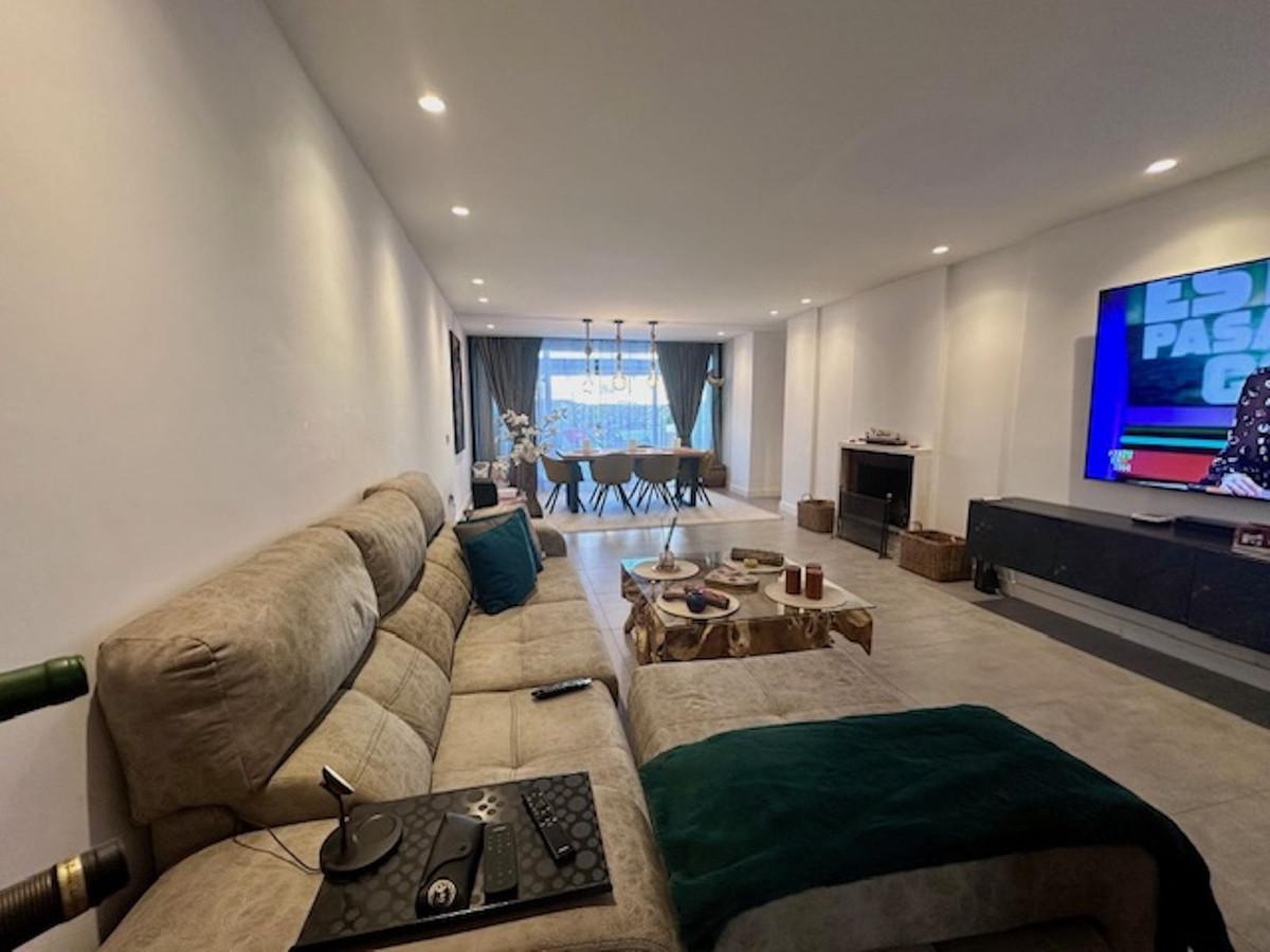 Apartamento en Venta en Estepona
