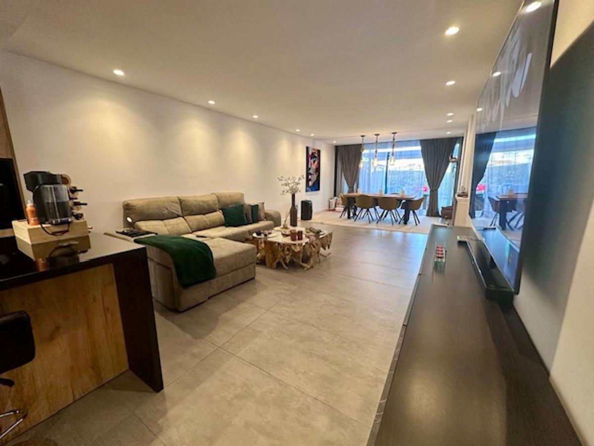 Apartamento en Venta en Estepona