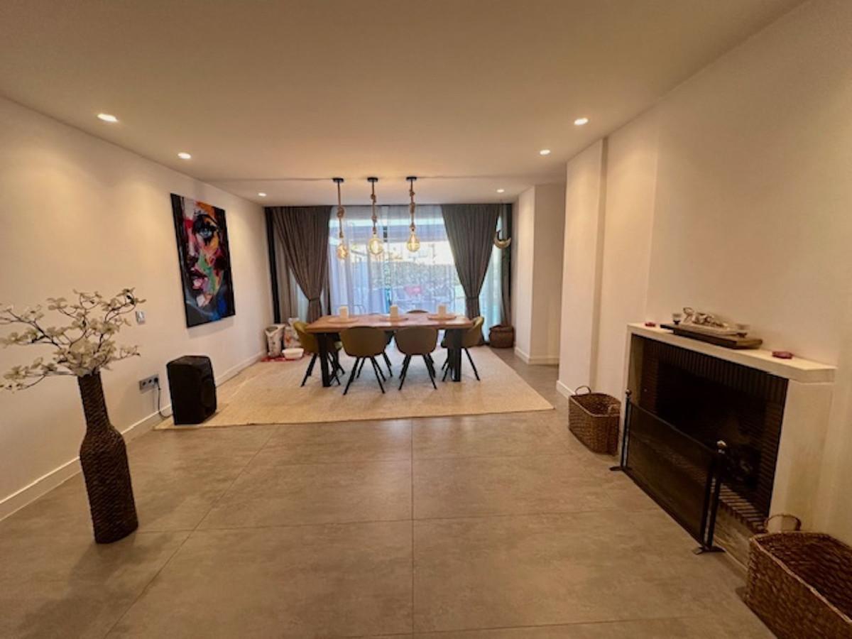 Apartamento en Venta en Estepona