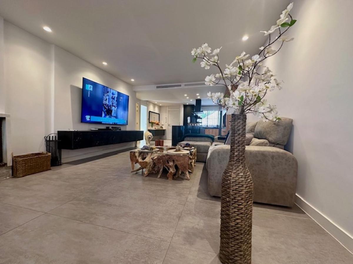 Apartamento en Venta en Estepona