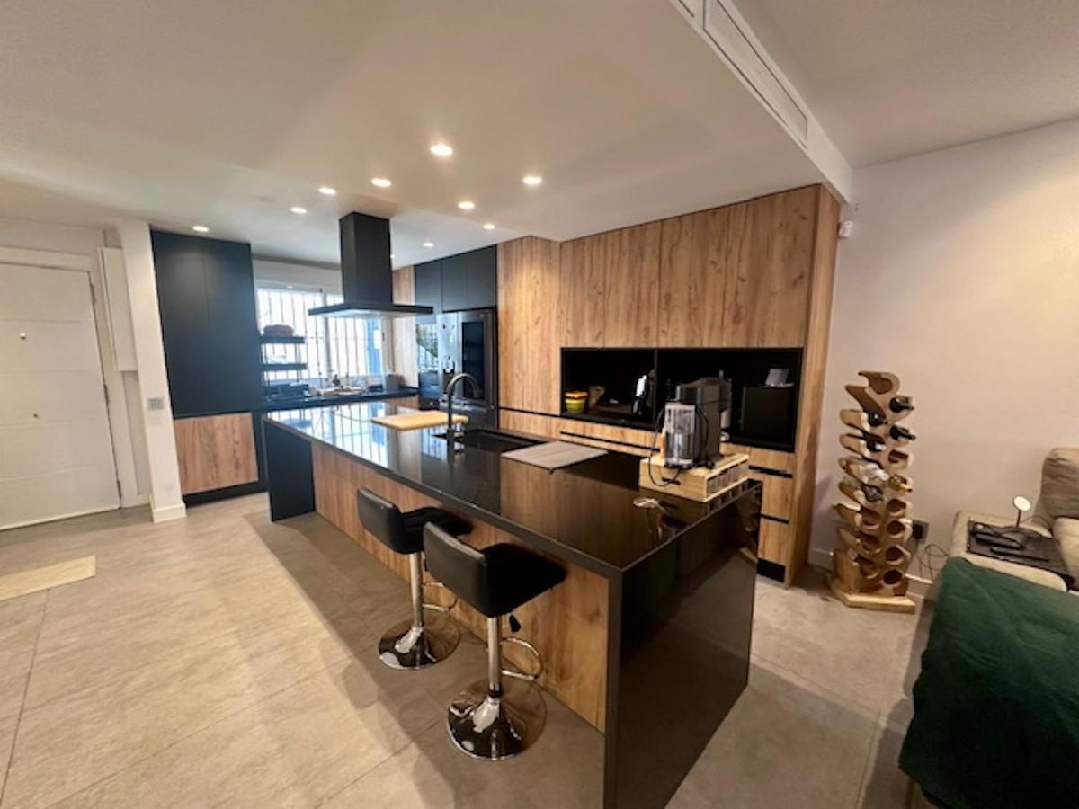 Apartamento en Venta en Estepona