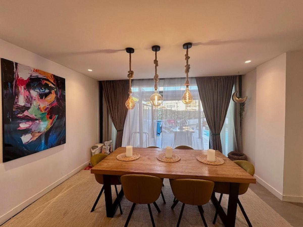 Apartamento en Venta en Estepona