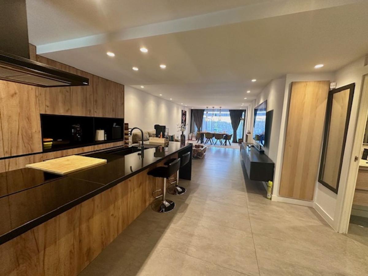 Apartamento en Venta en Estepona