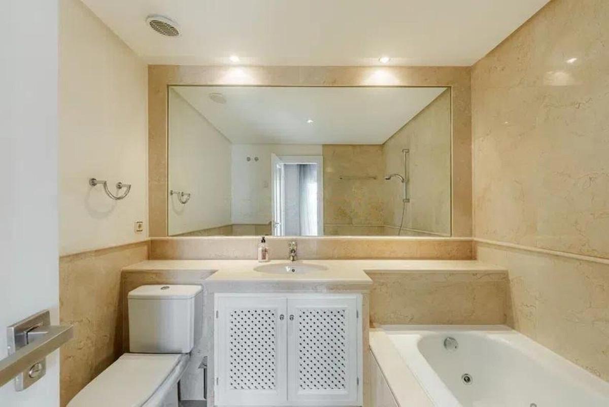 Adosado en Venta en Estepona