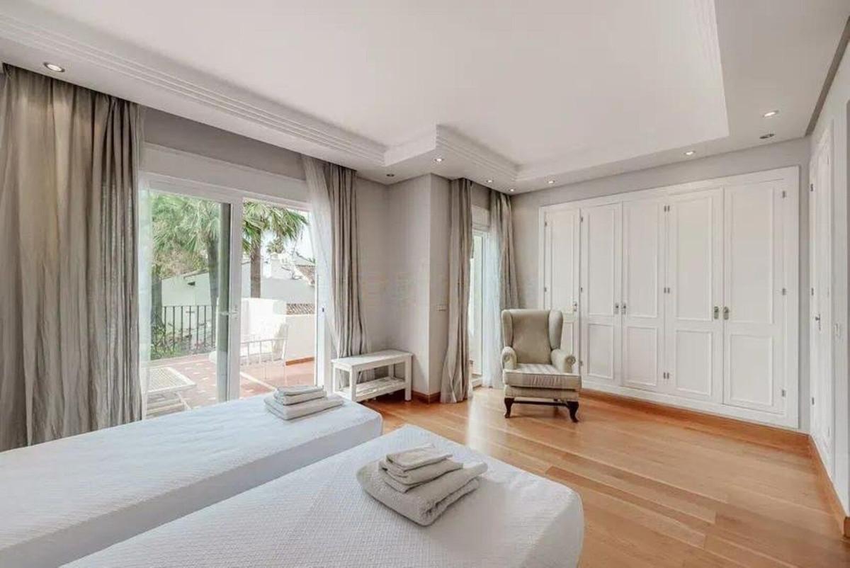 Adosado en Venta en Estepona