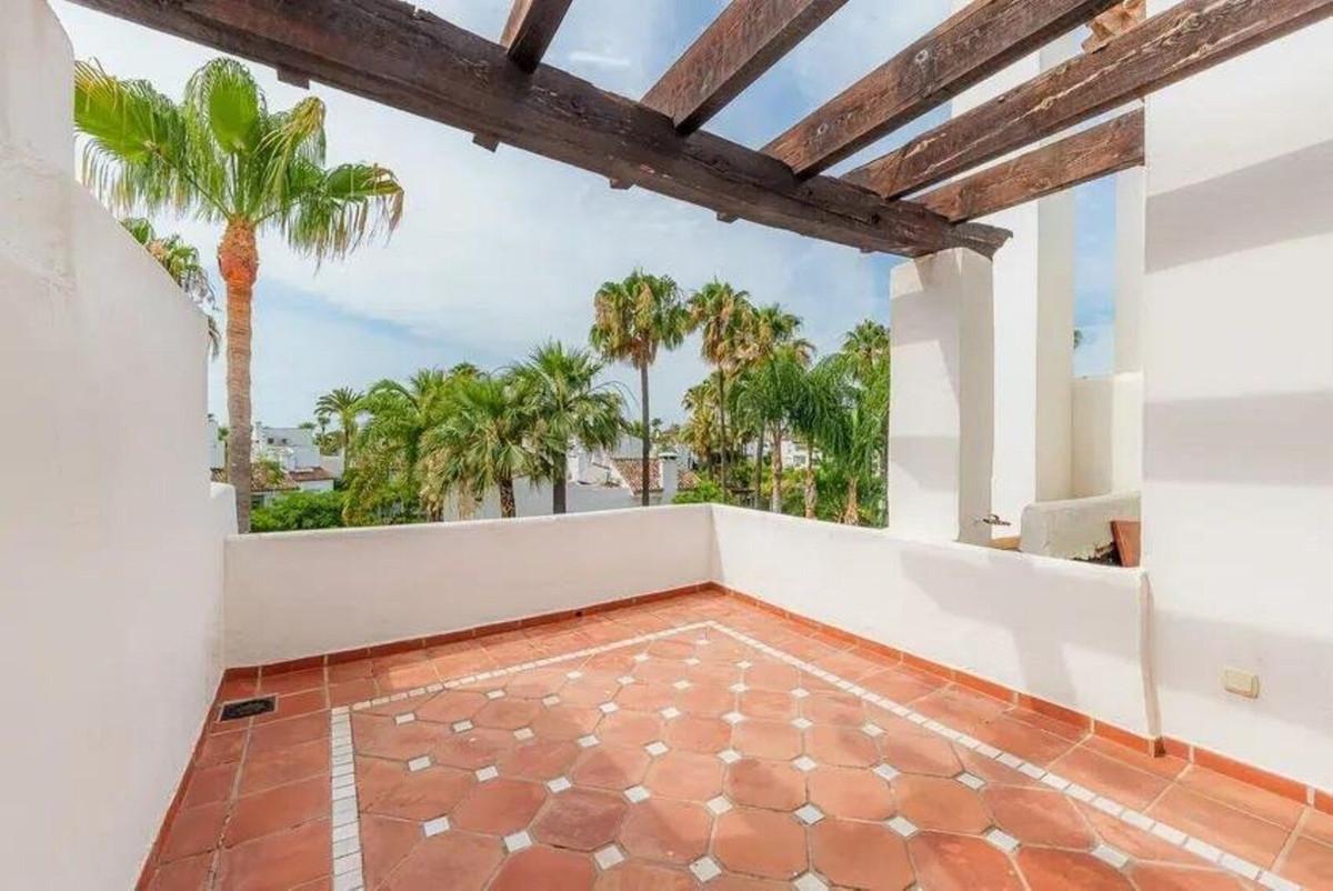 Adosado en Venta en Estepona