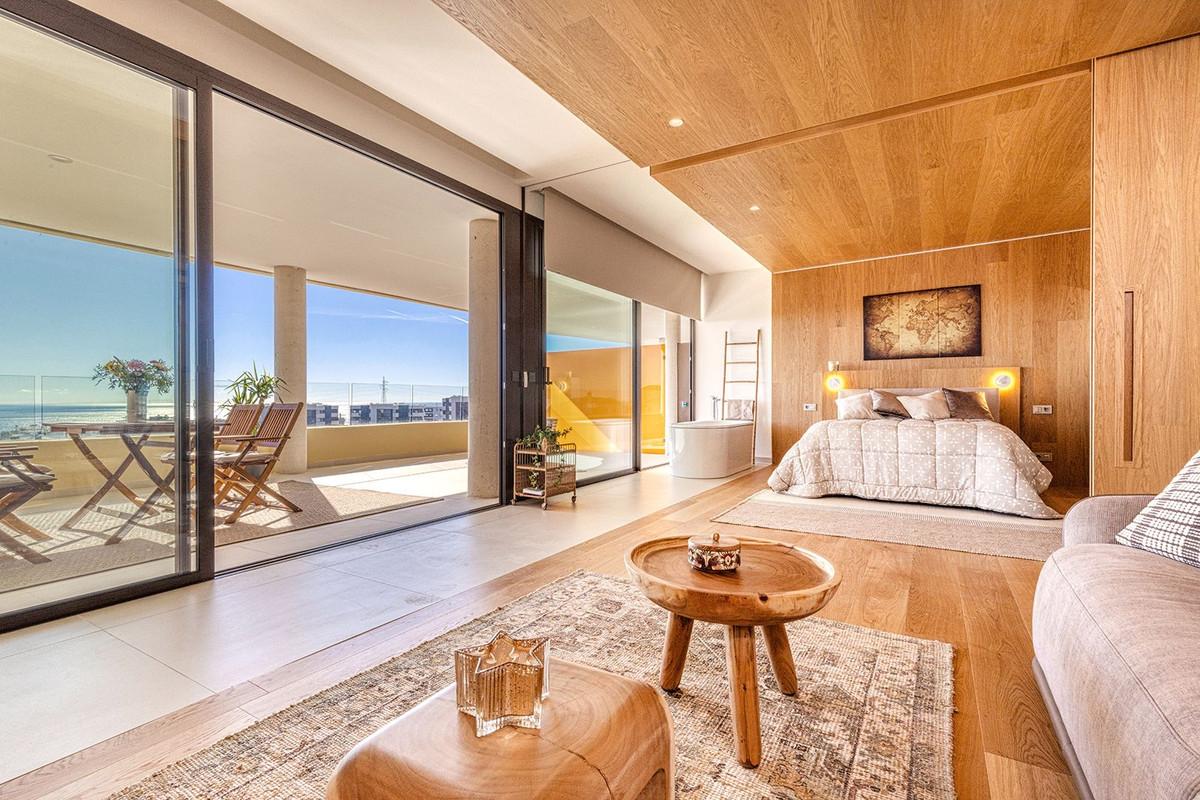Apartment for Sale in Benalmádena
