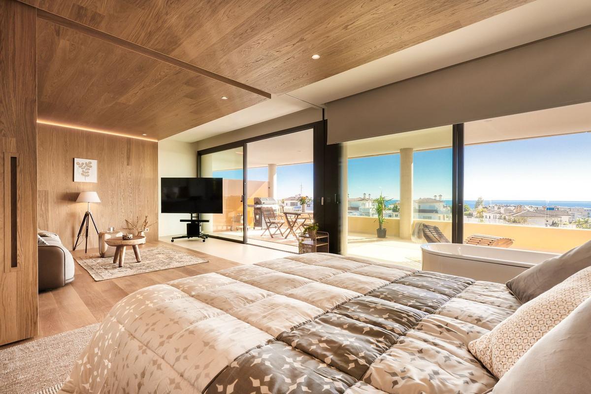 Apartment for Sale in Benalmádena
