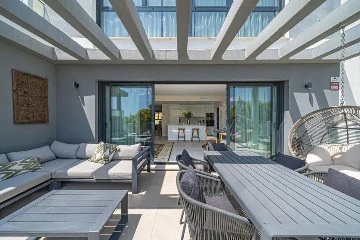 Apartamento en Venta en Estepona