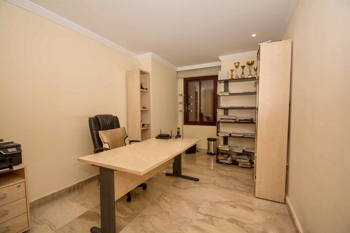 Apartment for Sale in Estepona