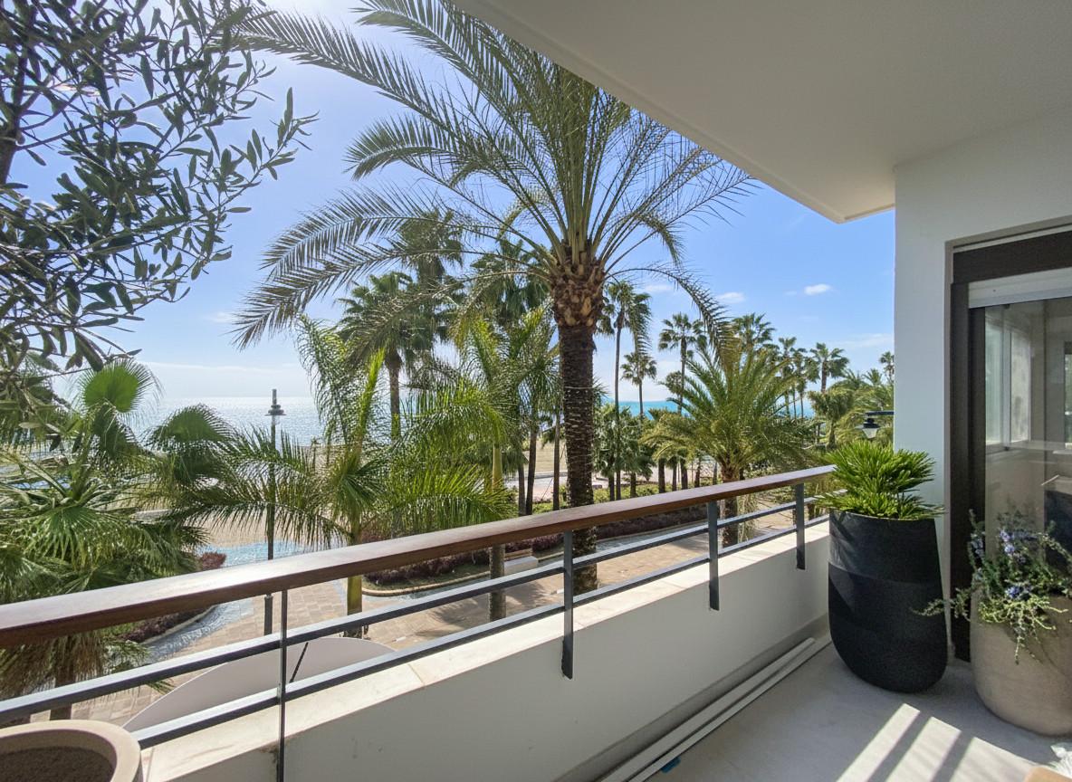 Apartamento en Venta en Estepona