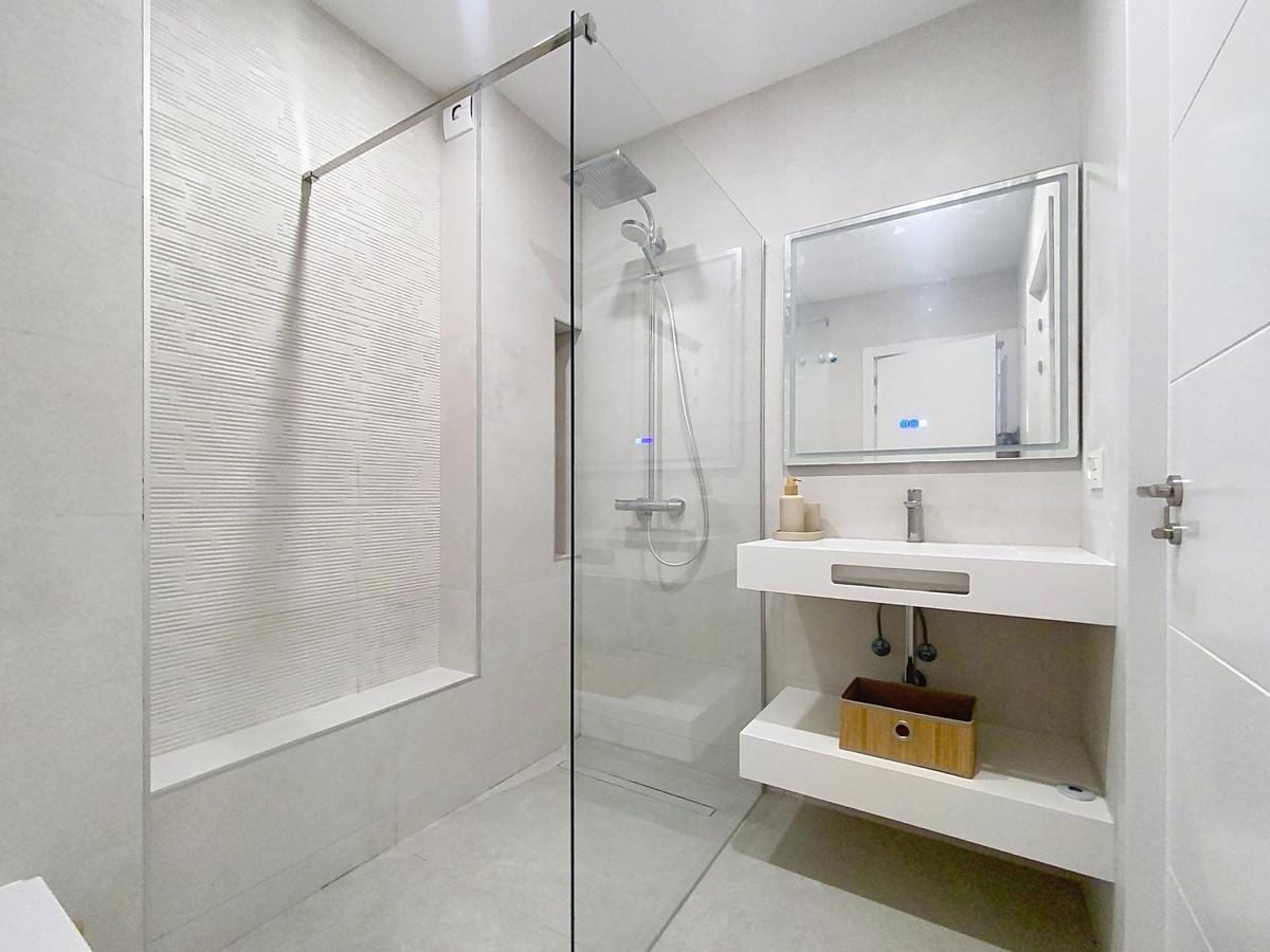 Apartamento en Venta en Estepona