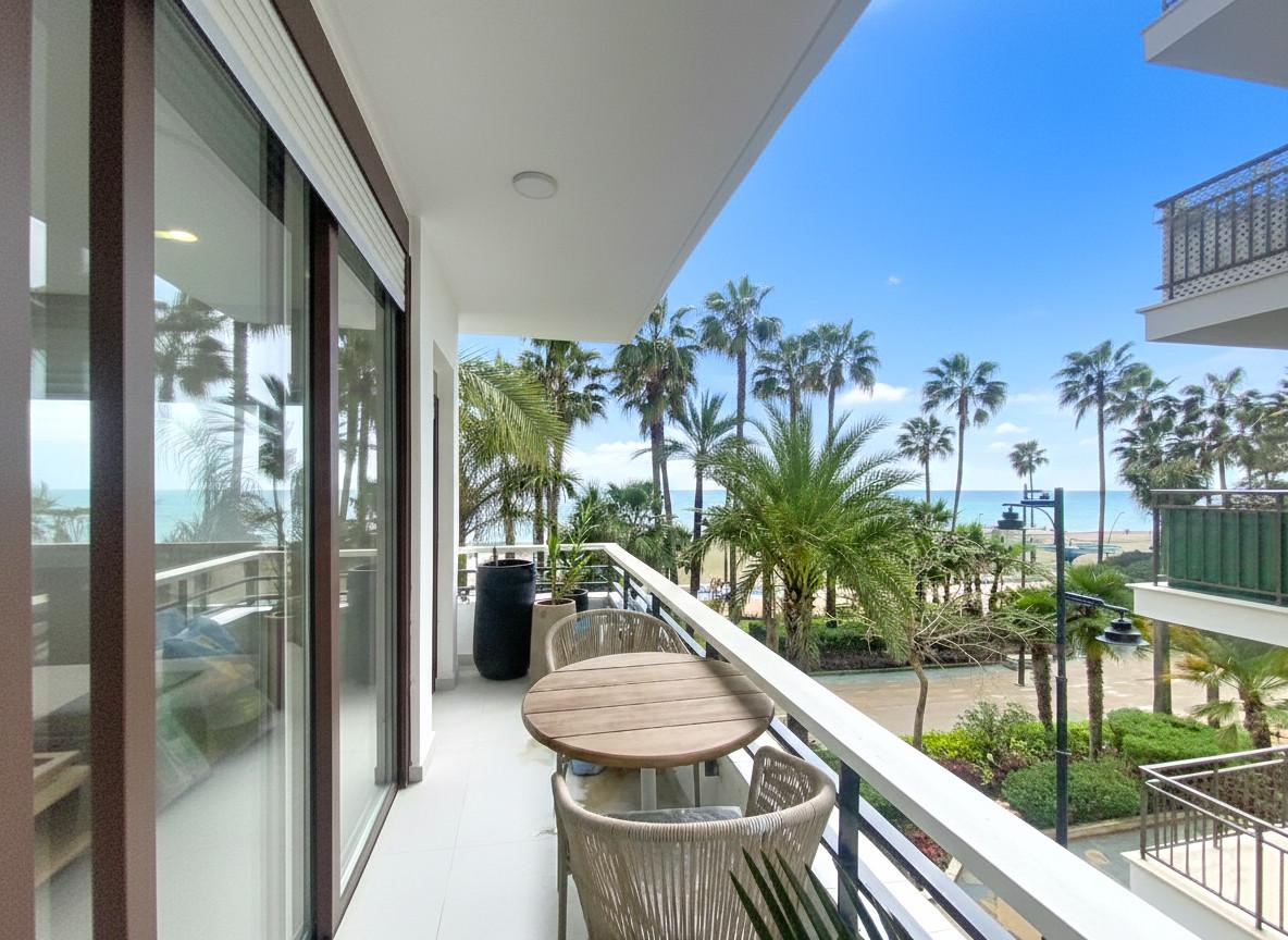 Apartamento en Venta en Estepona