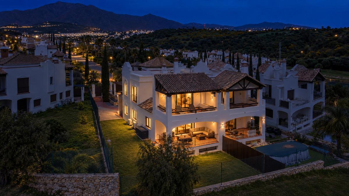 Pareado en Venta en Estepona