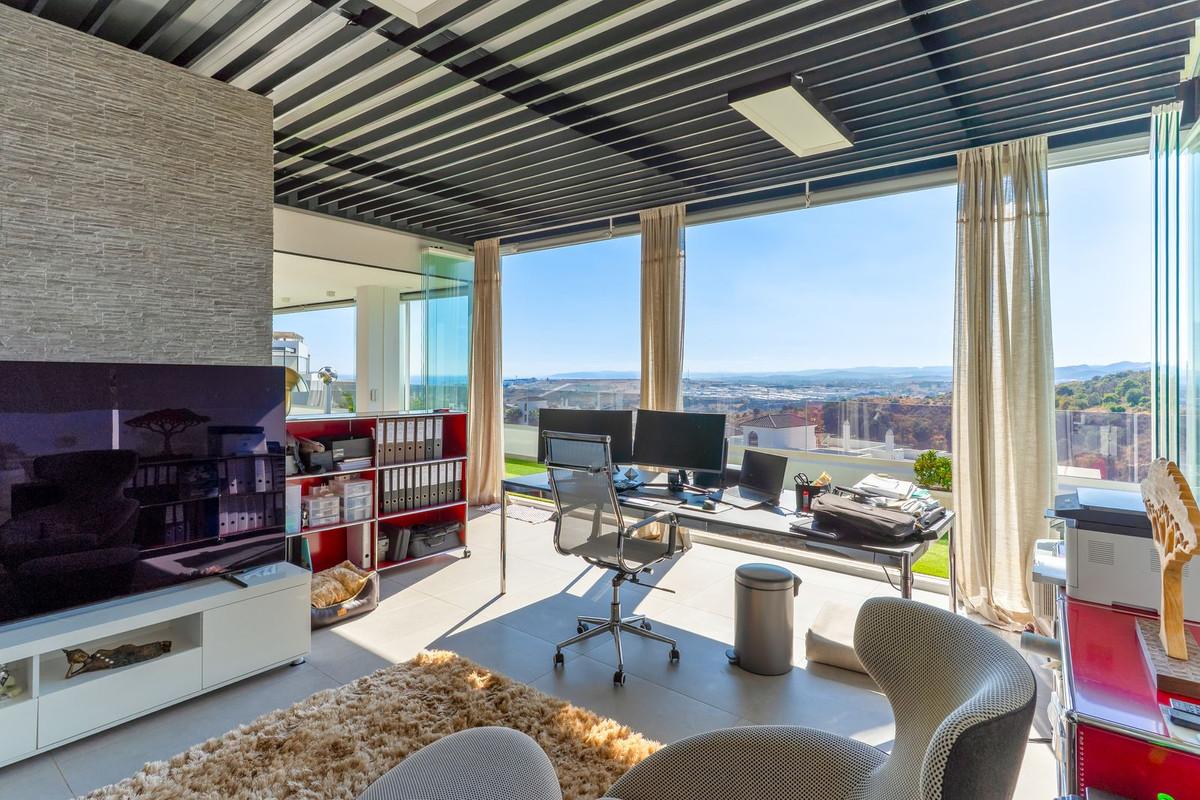 Penthouse for Sale in Estepona