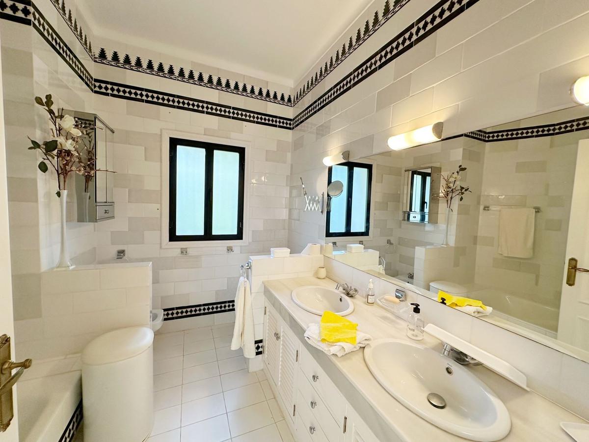 Casa en Venta en Estepona