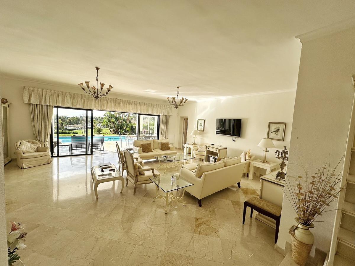Casa en Venta en Estepona
