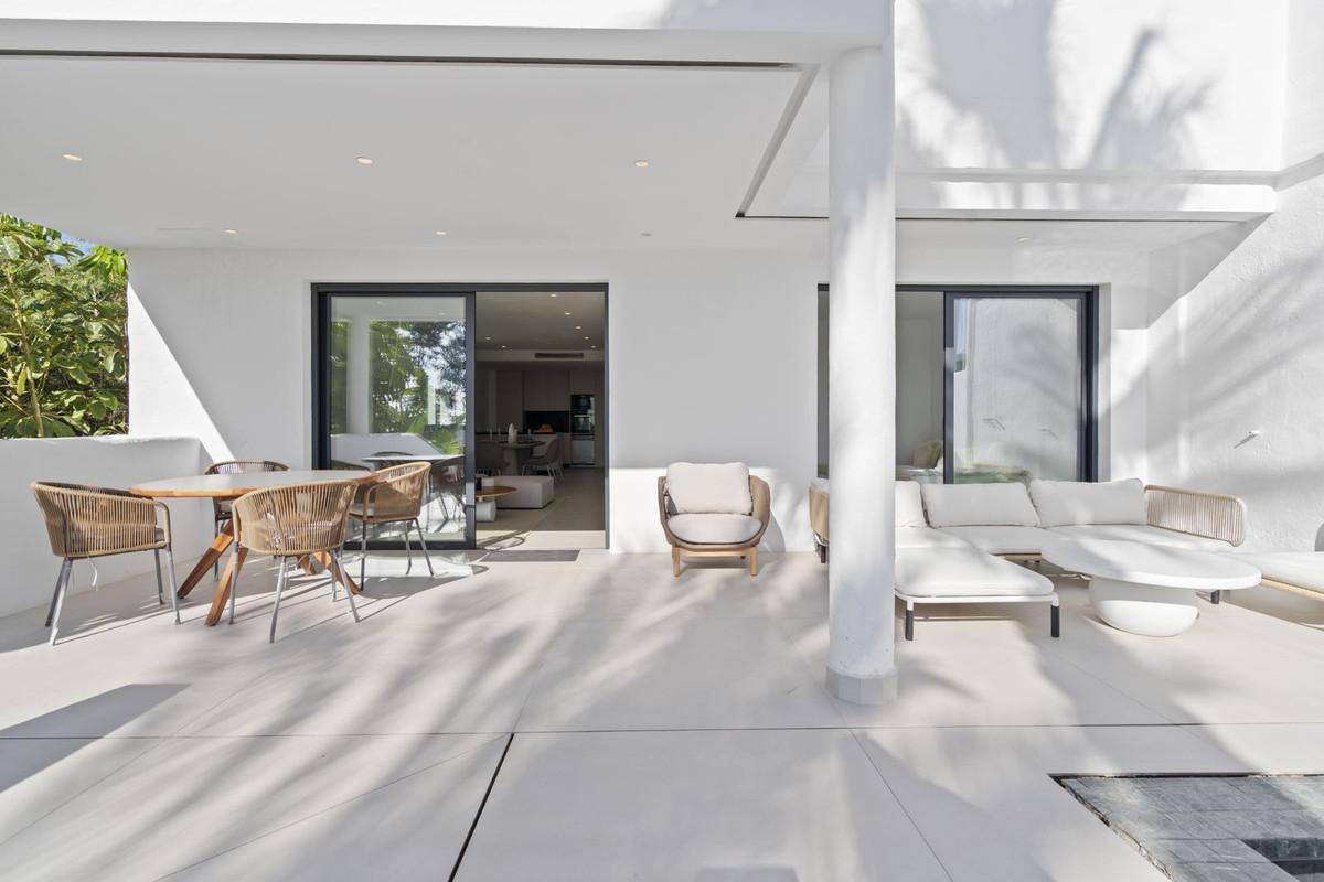 Duplex for Sale in Estepona