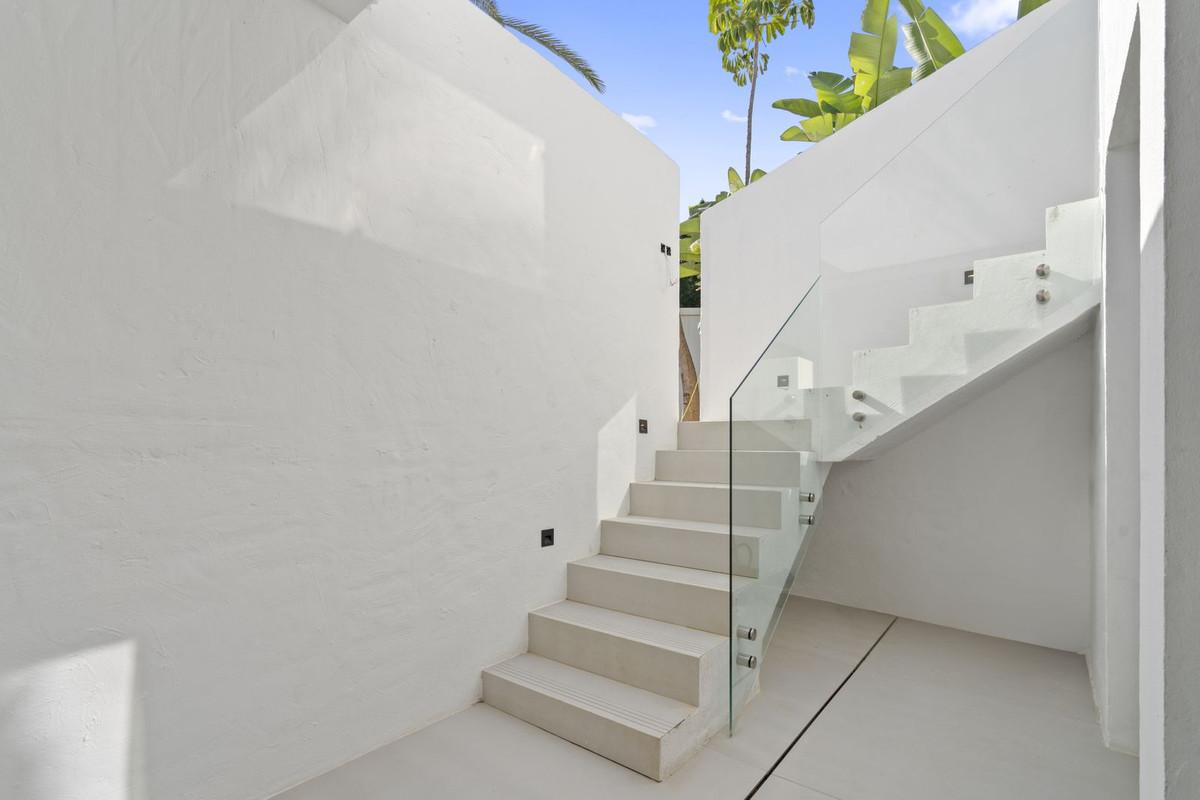 Duplex for Sale in Estepona