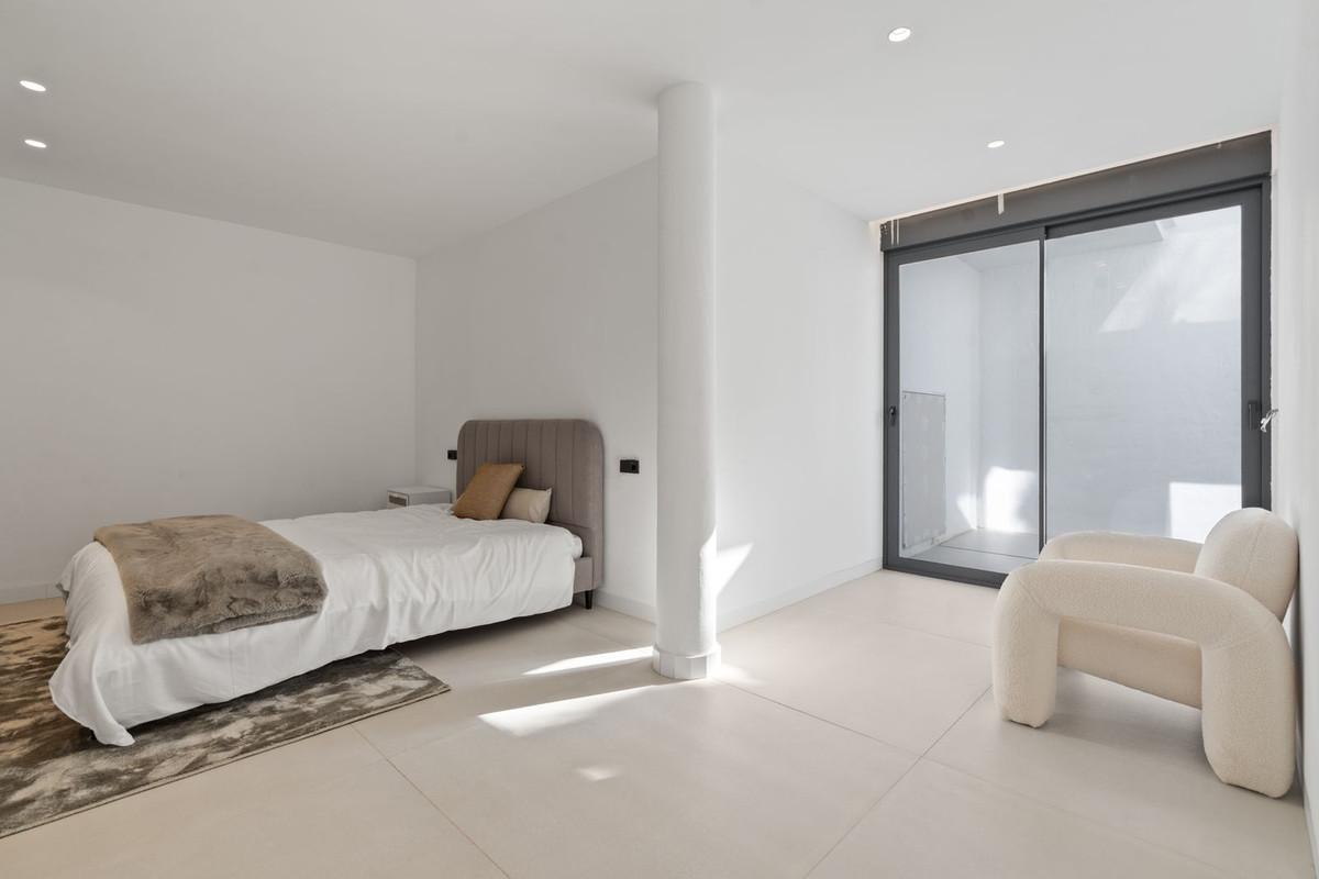 Duplex for Sale in Estepona