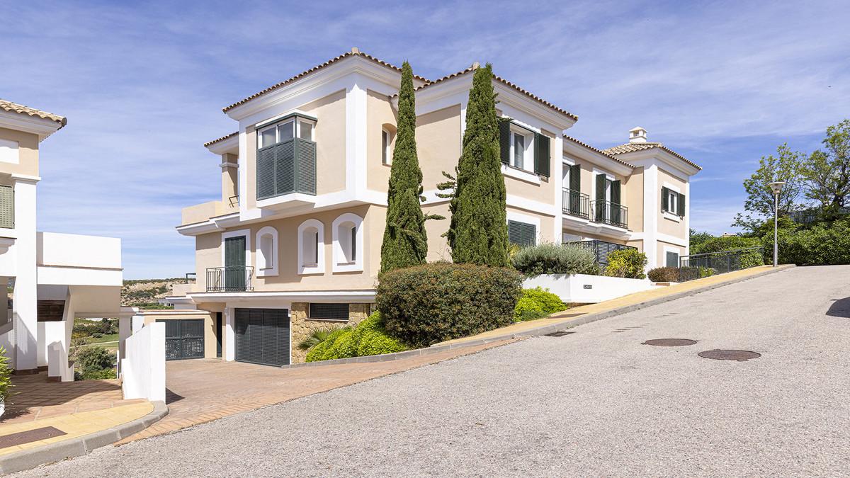 Penthouse for Sale in Casares