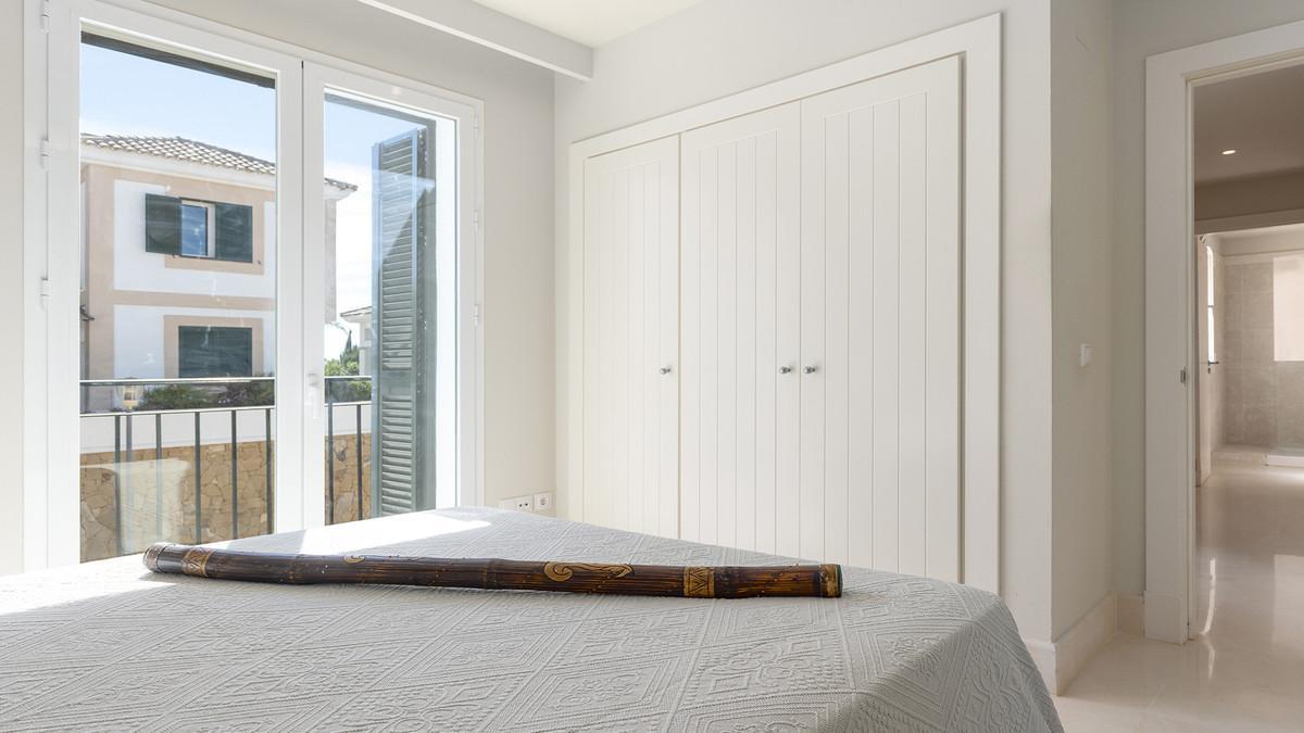 Penthouse for Sale in Casares