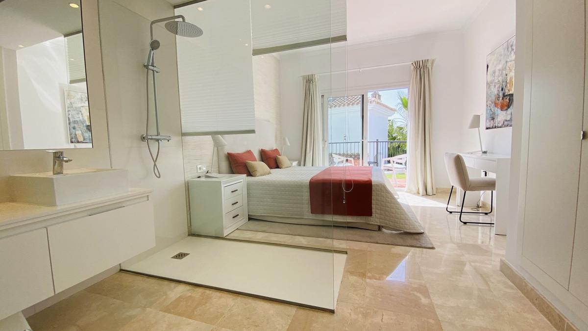 Apartment for Sale in Estepona