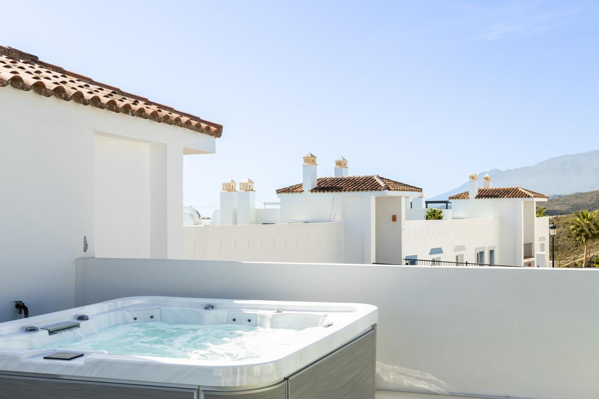 Penthouse for Sale in Estepona