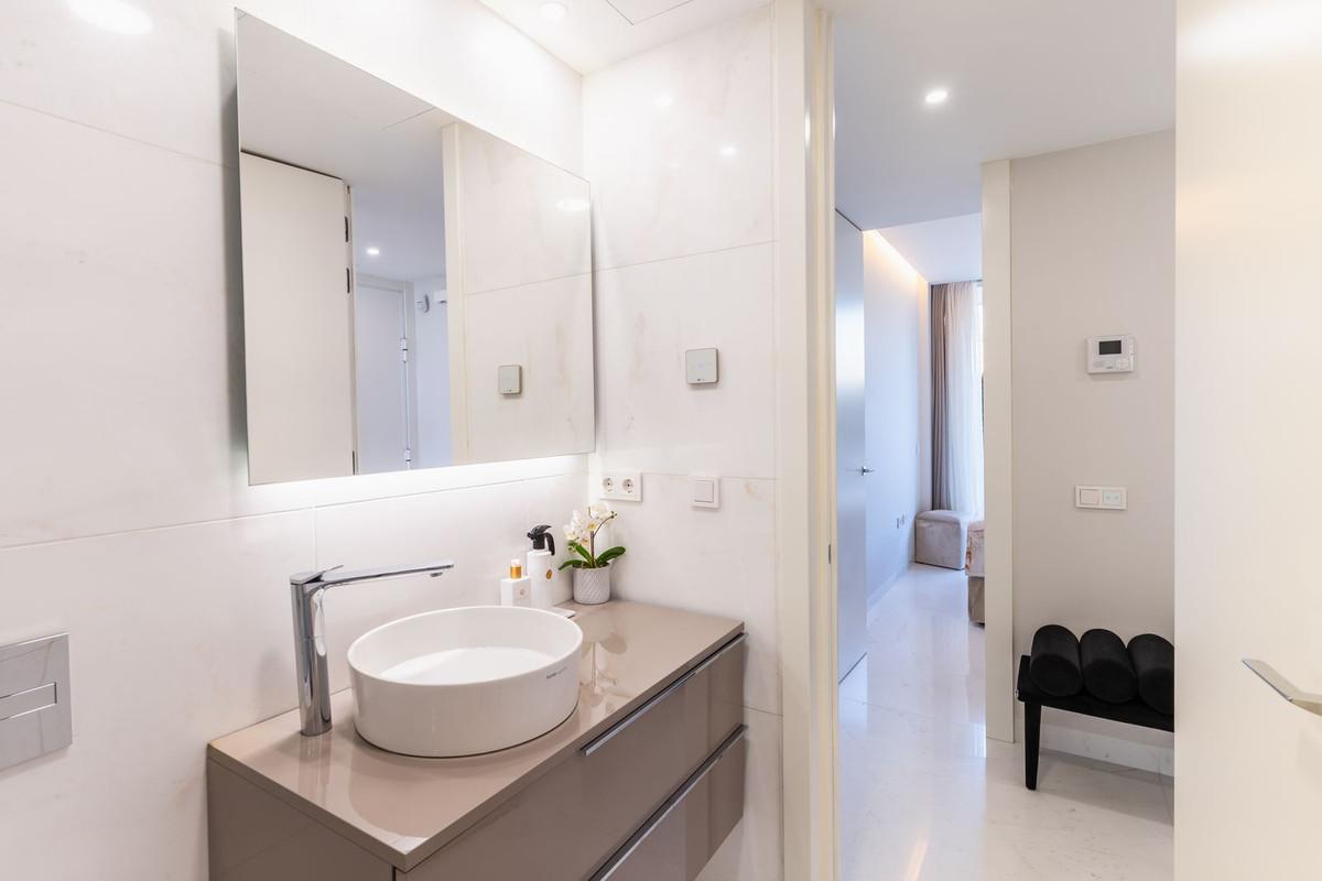 Apartamento en Venta en Estepona