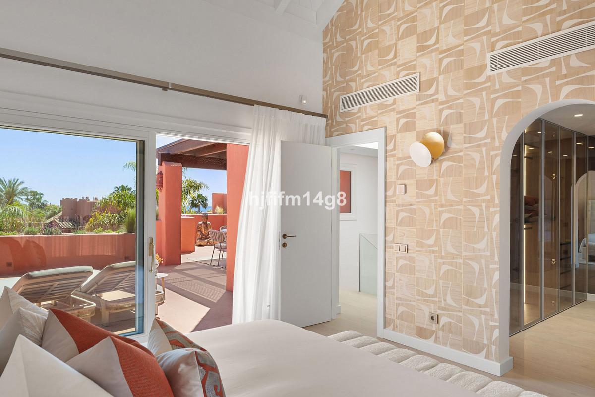 Penthouse for Sale in Estepona