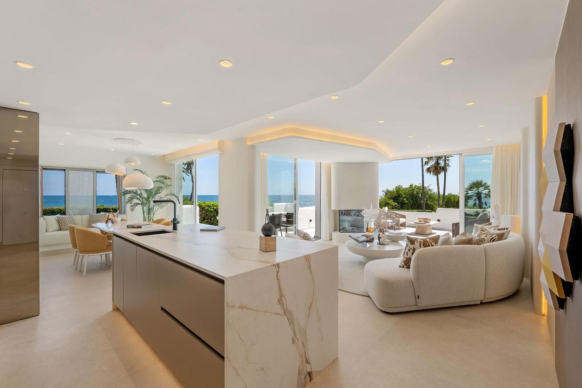 Apartment for Sale in Estepona