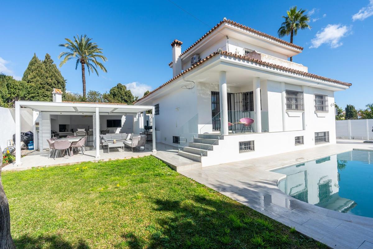 Casa en Venta en Estepona