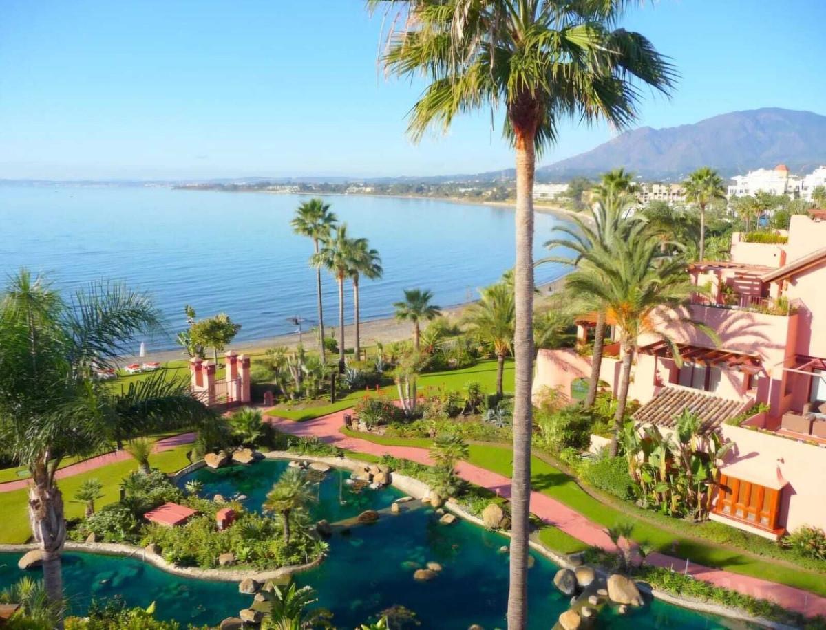Penthouse for Sale in Estepona
