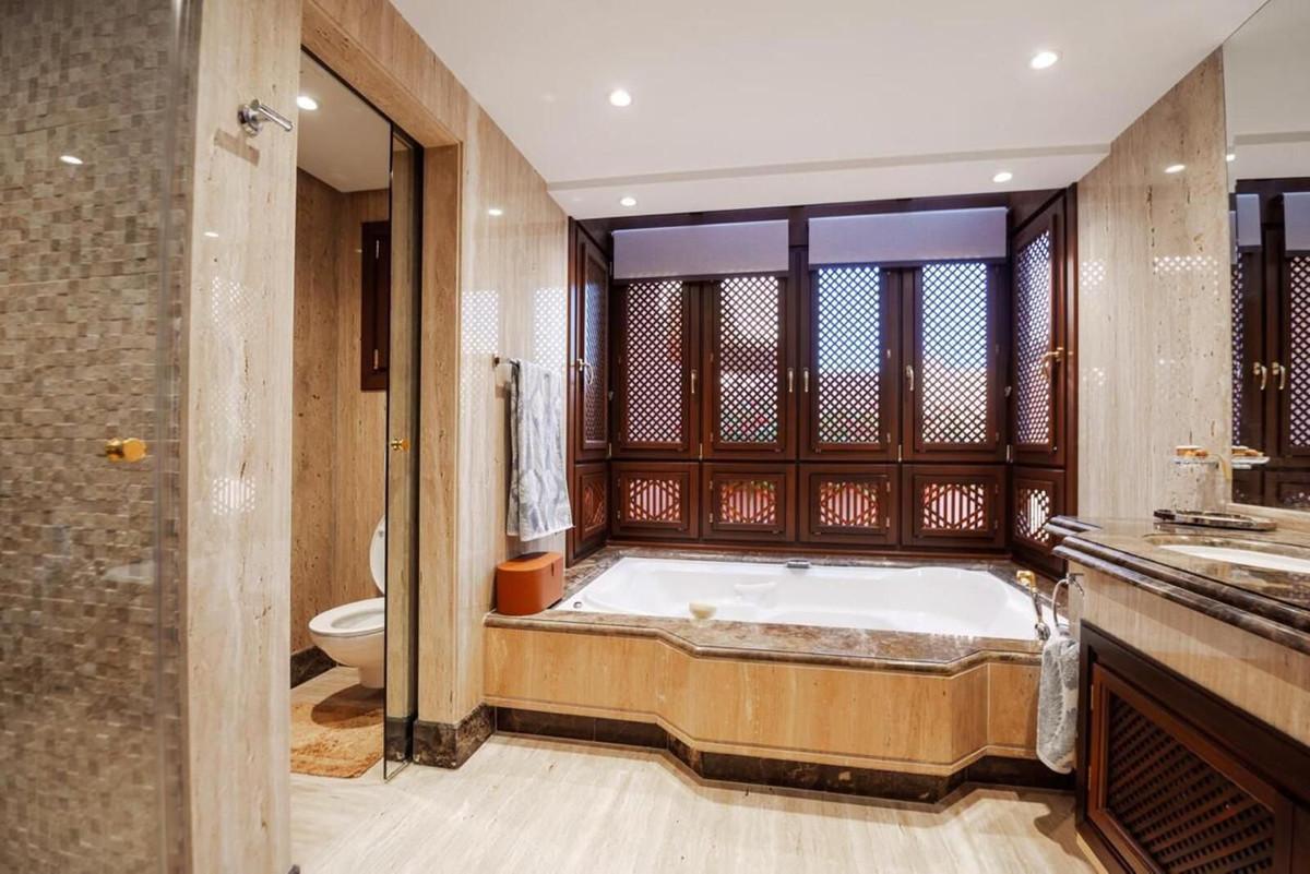 Penthouse for Sale in Estepona