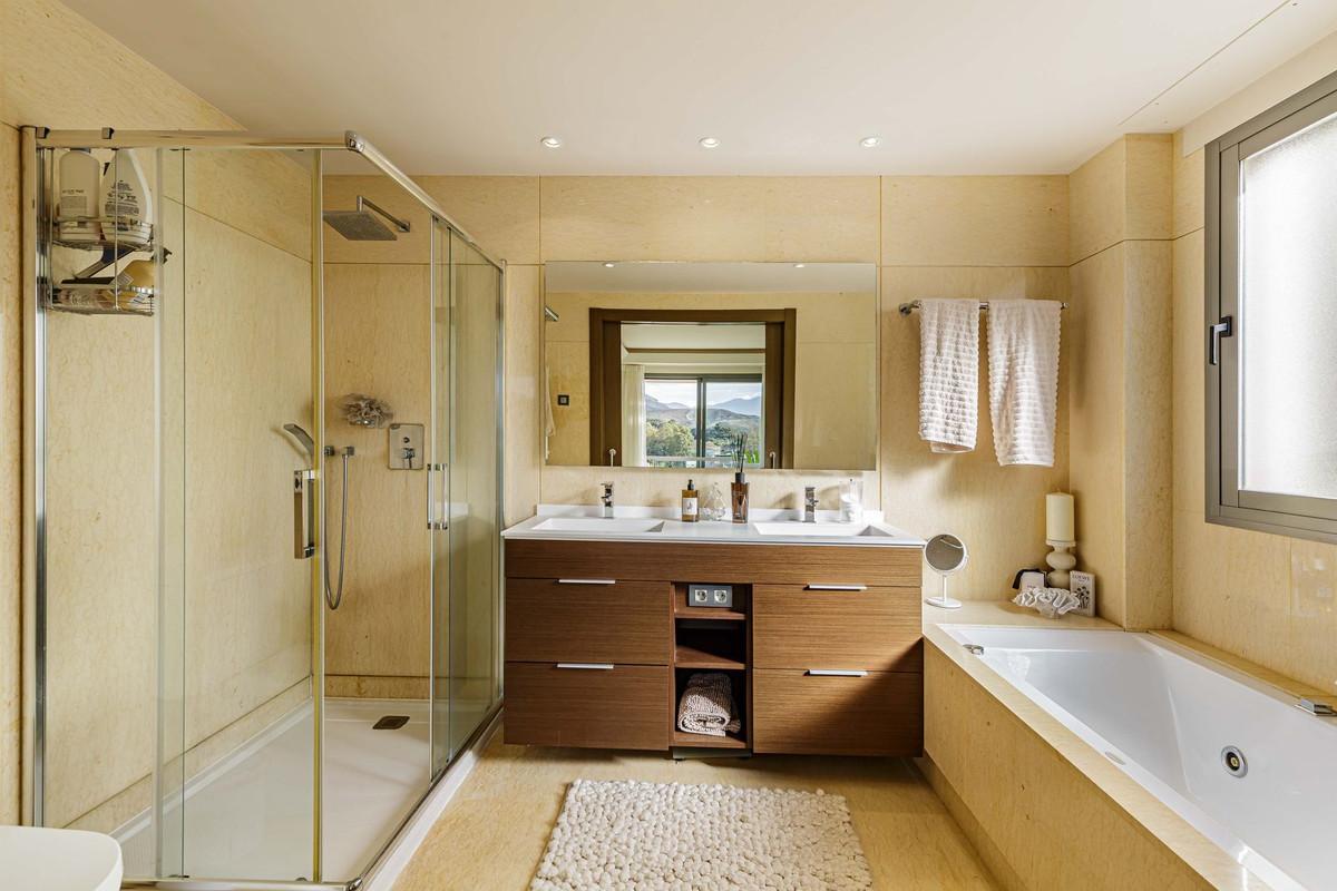 Apartment for Sale in Marbella