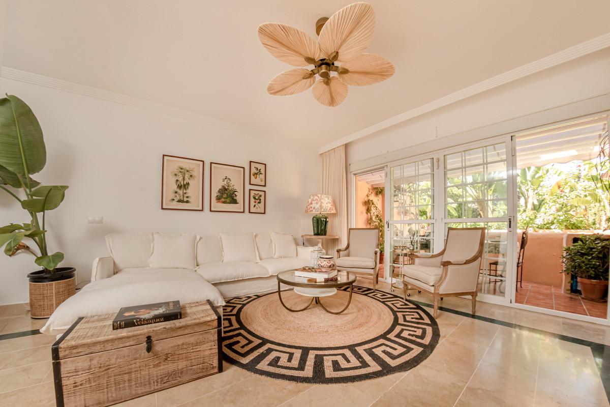 Semi-detached House for Sale in Marbella
