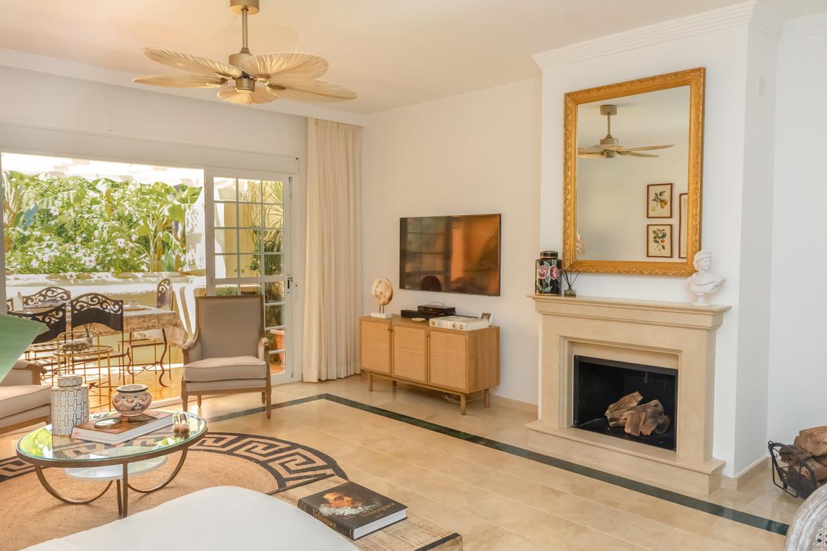 Semi-detached House for Sale in Marbella