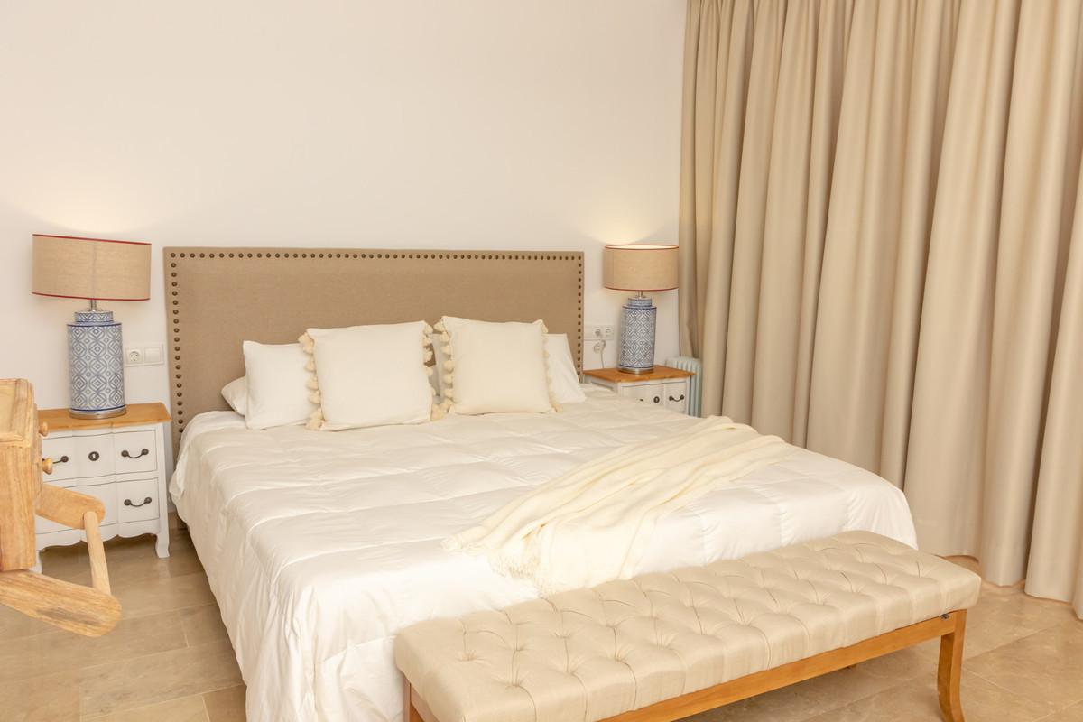 Semi-detached House for Sale in Marbella