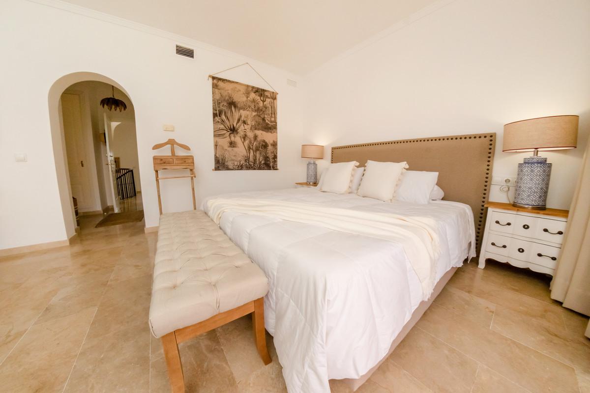 Semi-detached House for Sale in Marbella