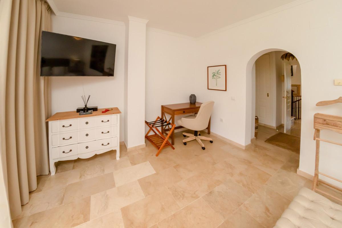 Semi-detached House for Sale in Marbella