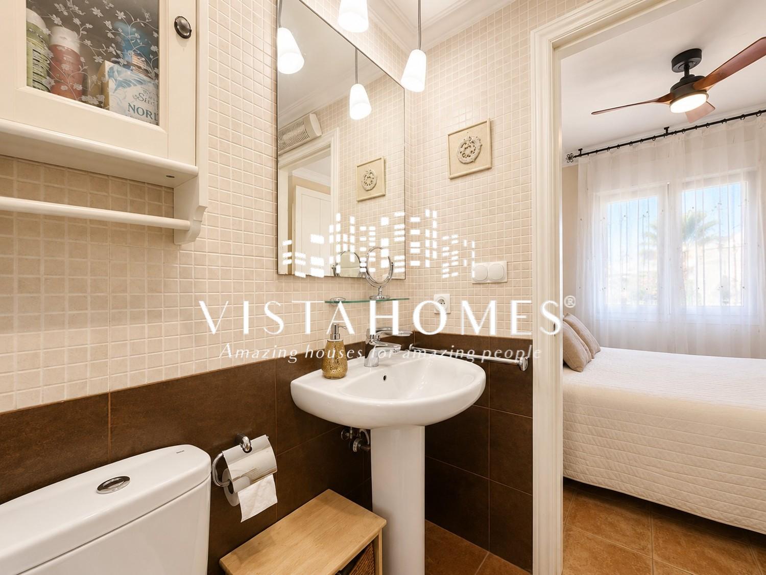 Semi-detached House for Sale in Oliva
