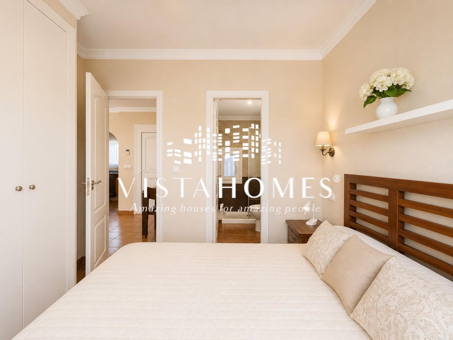 Semi-detached House for Sale in Oliva
