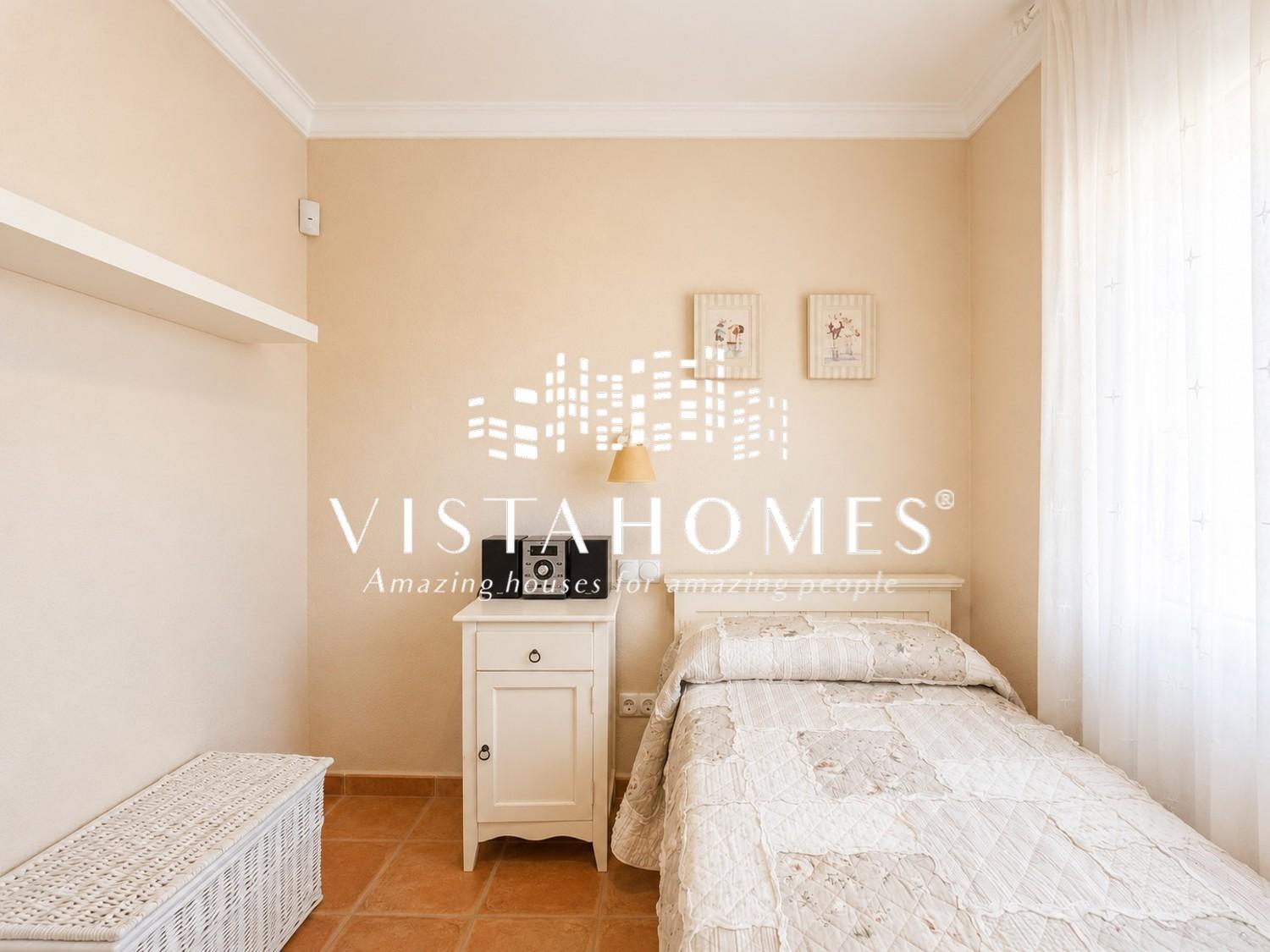 Semi-detached House for Sale in Oliva