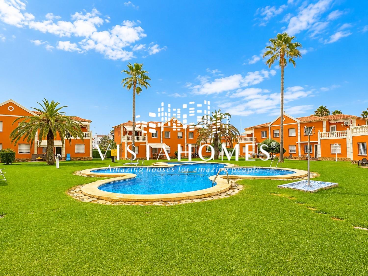 Semi-detached House for Sale in Oliva