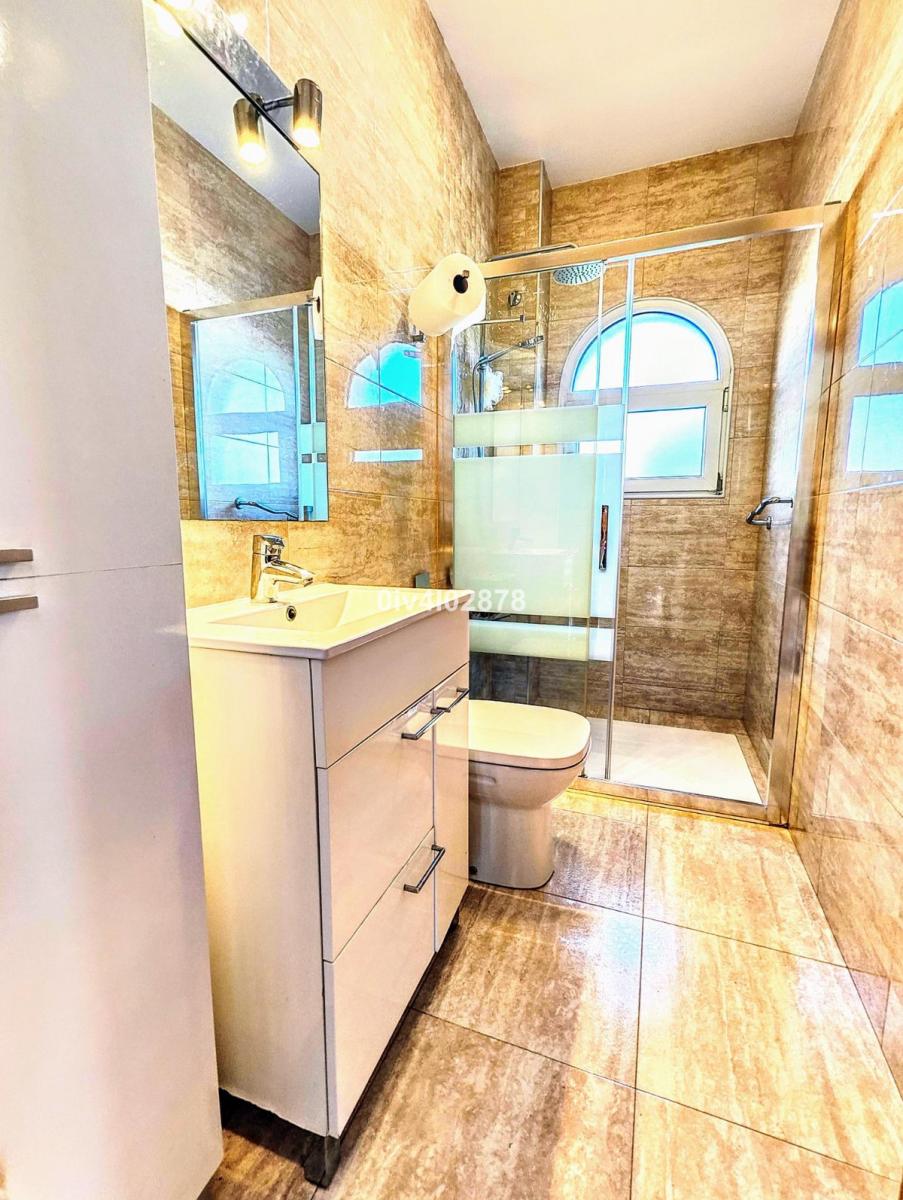 Villa for Sale in Benalmádena